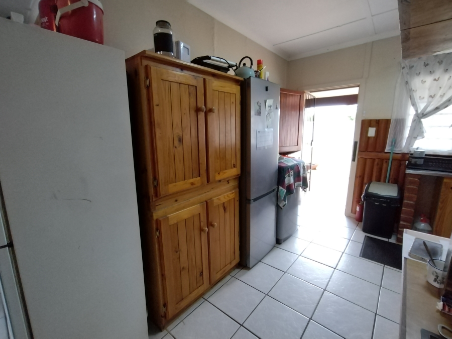 4 Bedroom Property for Sale in C Place Eastern Cape